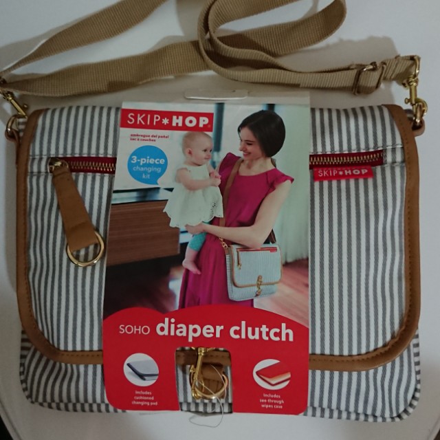 skip hop soho crossbody diaper clutch