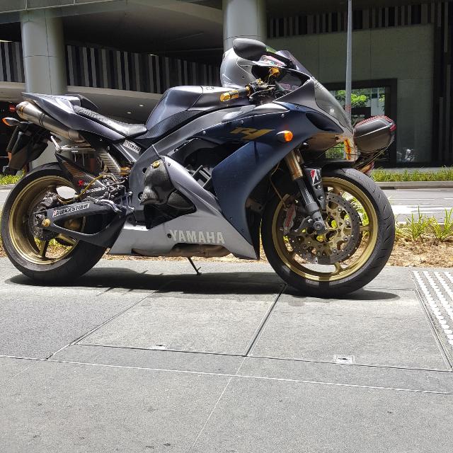 Yamaha R1 2025, Motorcycles, Motorcycles for Sale, Class 2 on Carousell
