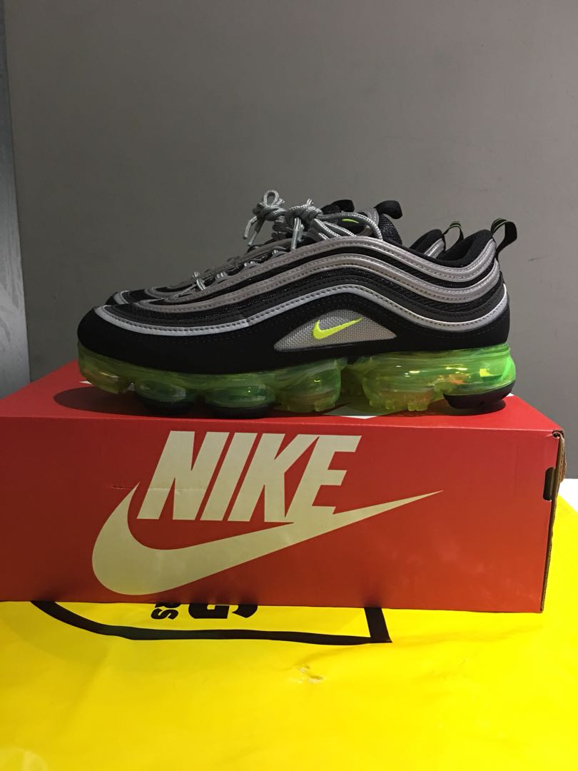 Air vapormax 97 hybrid Tokyo Fesyen Pria Sepatu di Carousell