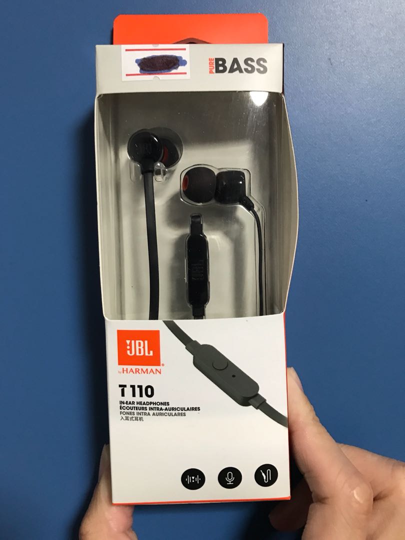 jbl in ear headphones with mic