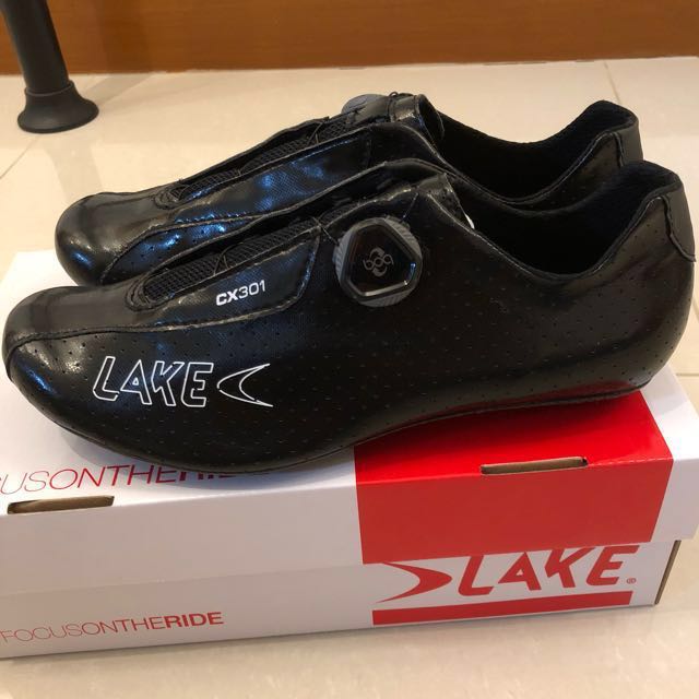 Lake 301 shoes top