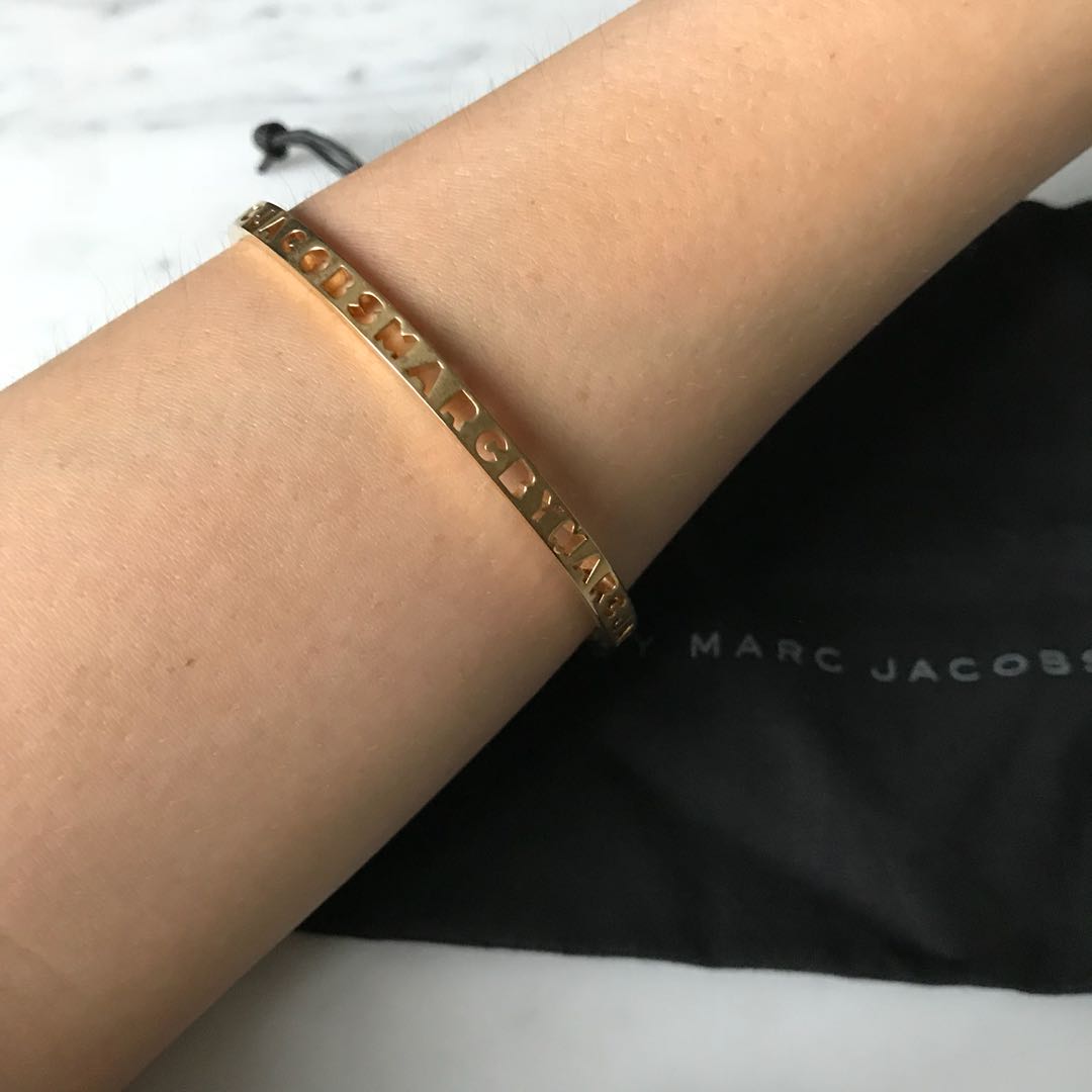 Marc Jacobs bangles Women s Fashion Jewelry Organisers
