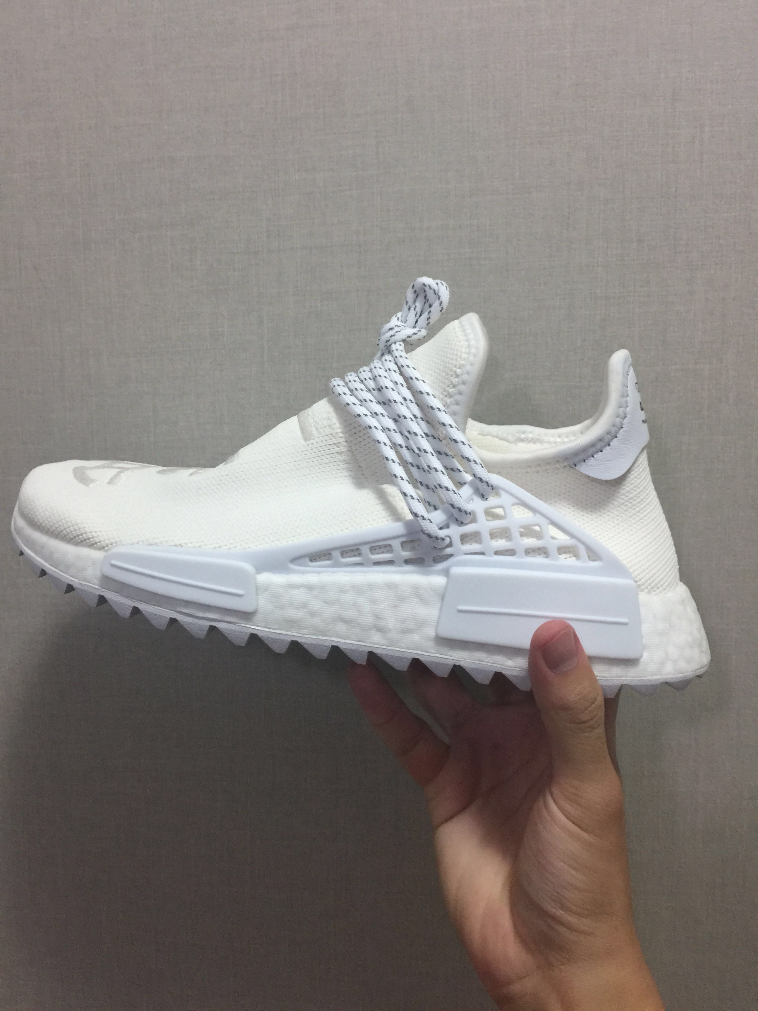 hu blank canvas