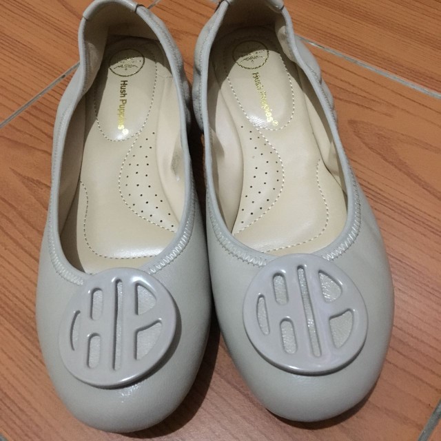 Preloved best sale hush puppies