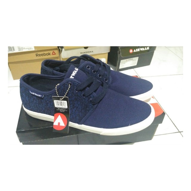Airwalk navy blue shop