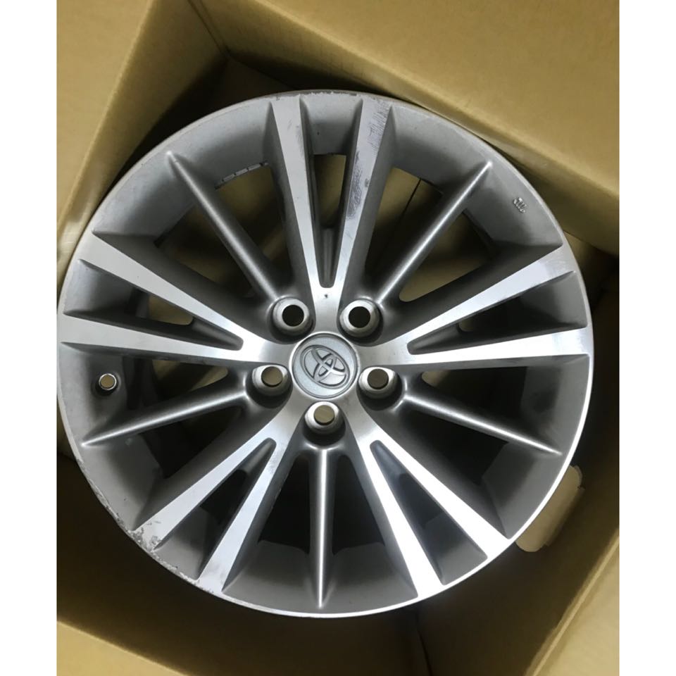 Toyota Altis 11 5代16吋輪框免運 汽機車零配件在旋轉拍賣