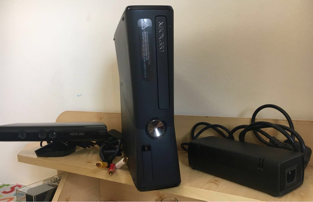 Xbox 360 Slim 250gb With Kinect Toys Games Video Gaming Consoles On Carousell