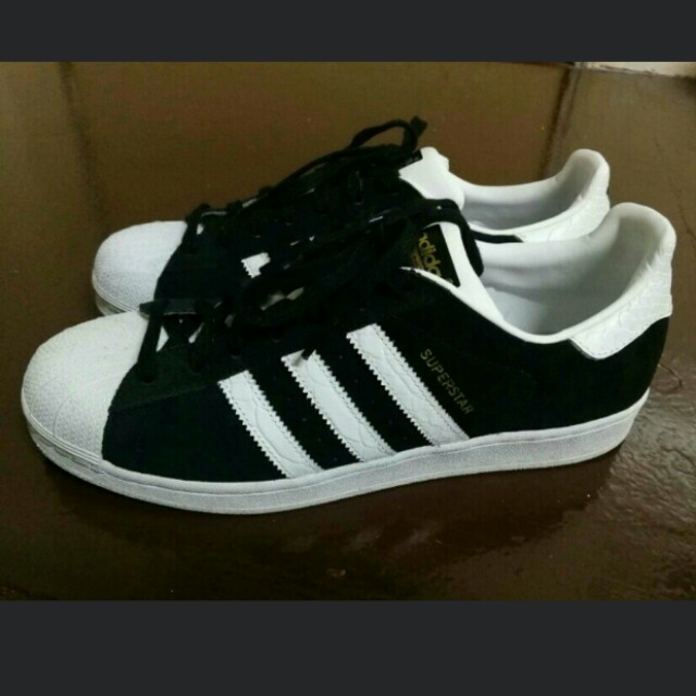 Adidas superstar east river rivalry black/white size 5 outlet