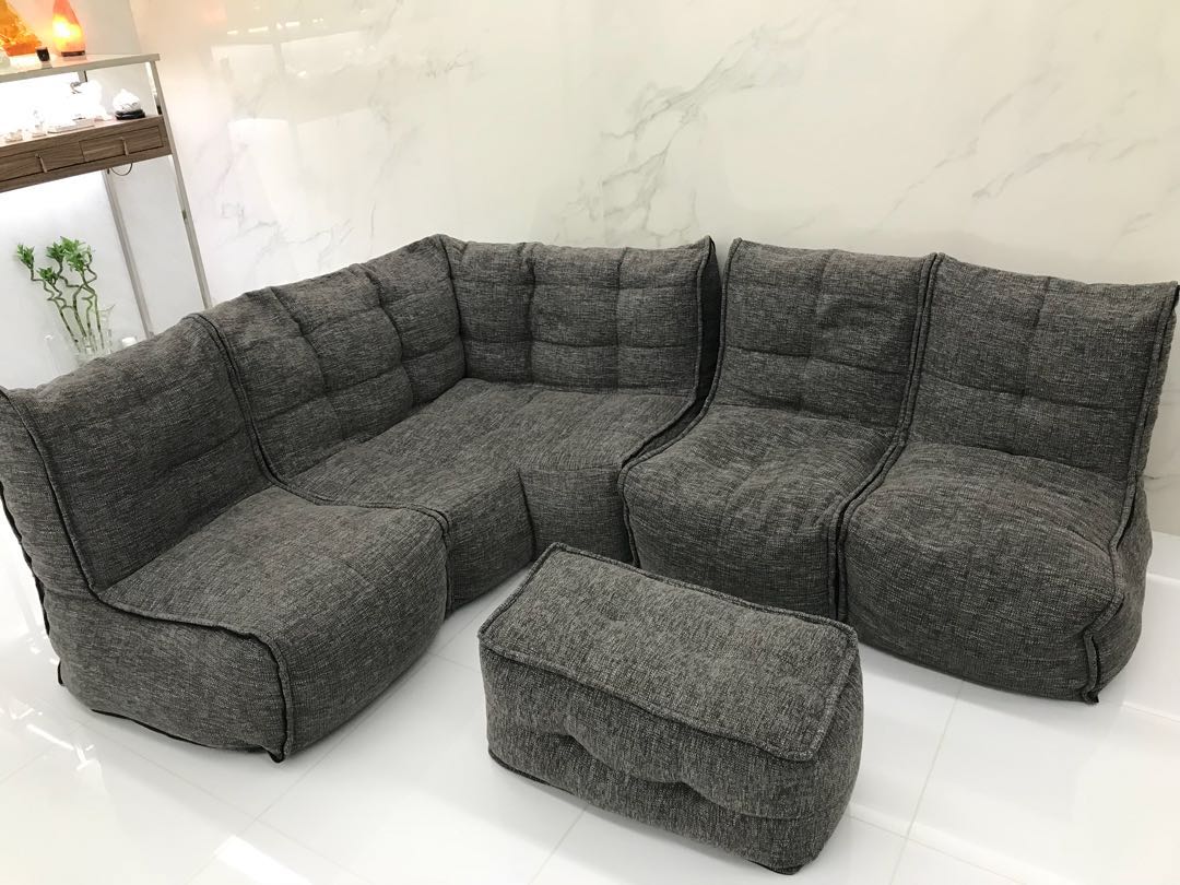 Graag gedaan kosten Dagelijks Ambient lounge - Modular Sofa 5pcs set, Furniture & Home Living, Furniture,  Sofas on Carousell
