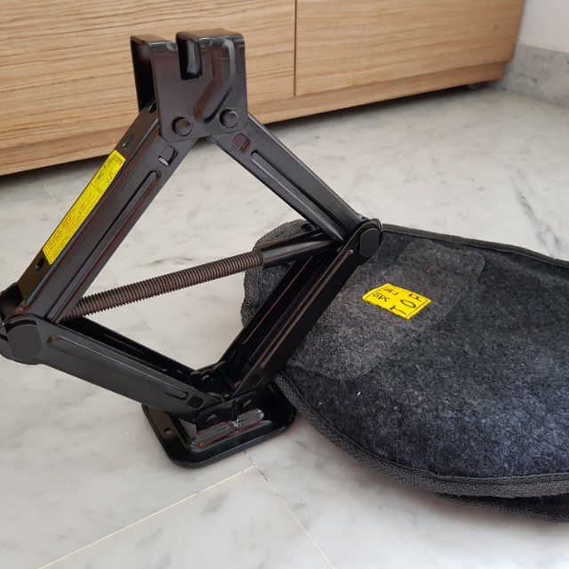 Discover 154+ car jack bag super hot esthdonghoadian