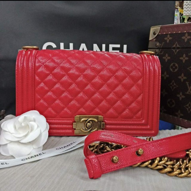 chanel buoy bag