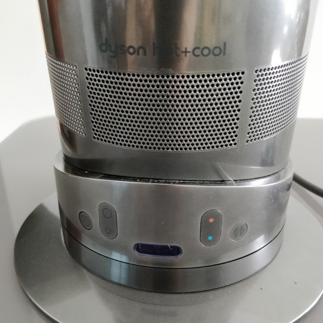 Dyson Hot And Cool Bladeless Fan Am05 Home Appliances On Carousell