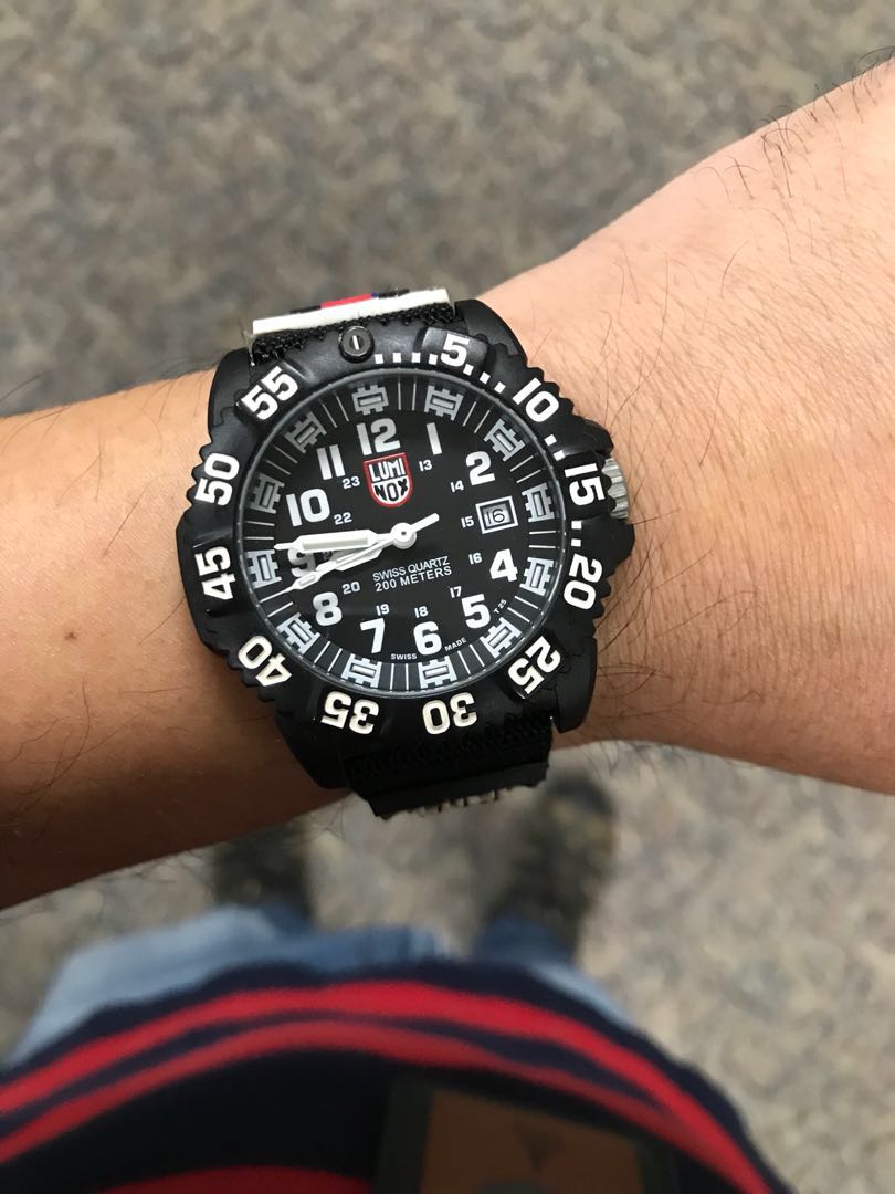 Luminox price outlet