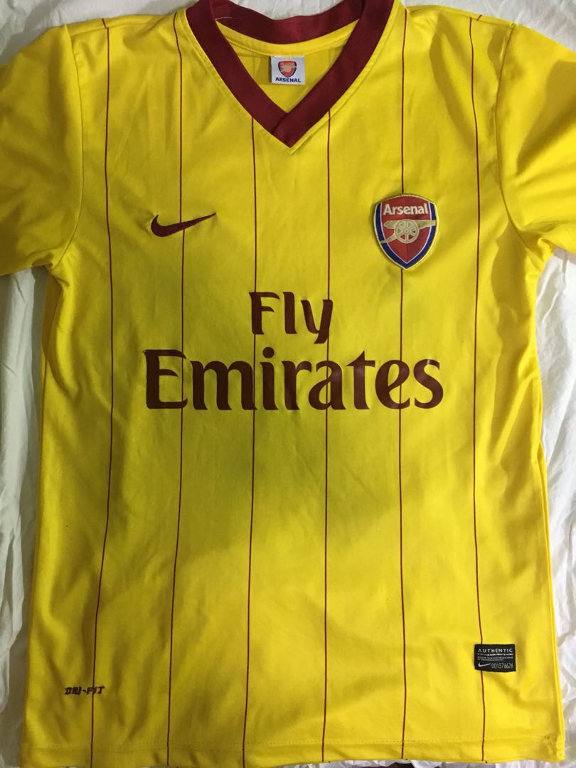 NIKE Fly Emirates Arsenal Jersey Men s Fashion Activewear on Carousell