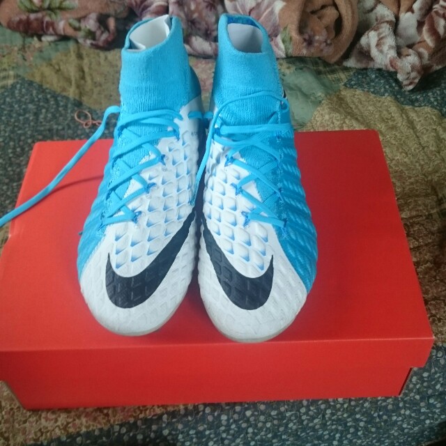 Hypervenom high cut store