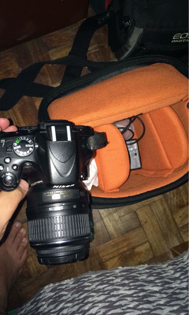 nikon dlsr D5100 camera (Category: Cameras) located in Muntinlupa City. Submitted by phseller (Listing ID 161353442, Image 1). Description: in good working condition test all you want.. never been repaired or opened up..medyo nafafade na yung skin as per pic due to nakastock lang sya.