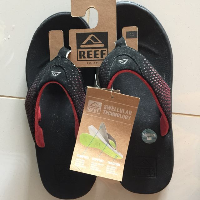 Reef sandal and flip flop Swellular Technology