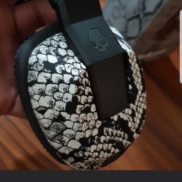 Skullcandy crusher sales eric koston