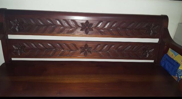 Sofa / bench (Category: Sofas) located in Singapore. Submitted by ferriswill (Listing ID 161290948, Image 2). Description: Solid wood Beautiful wood grains and intricate carvings Small Drawer below seat in good condition Seat 152x144cm Seat Height 46cm Backrest height 90cm I have a longer matching bench if you want to get them as a set .