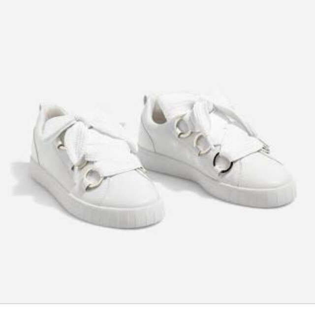 stradivarius white shoes