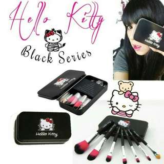 Kuas hello kitty black edition