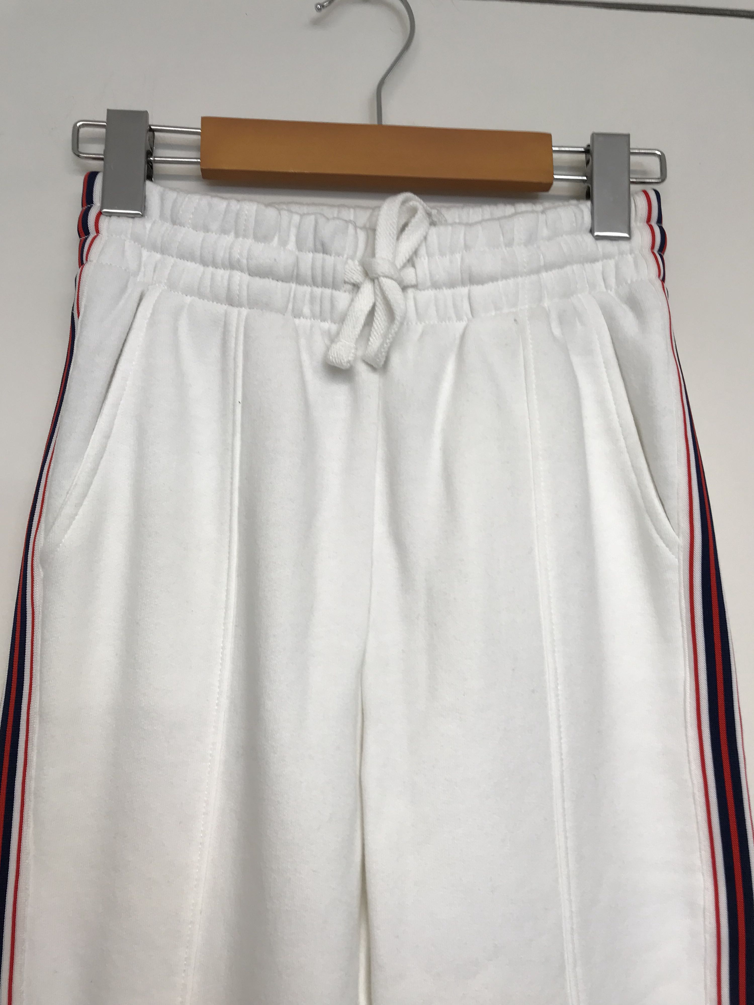 Aritzia iconic sweatpant online
