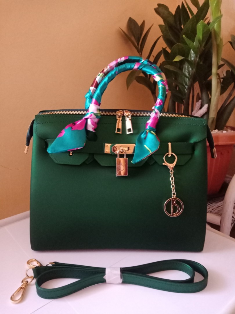 Beach skin bag