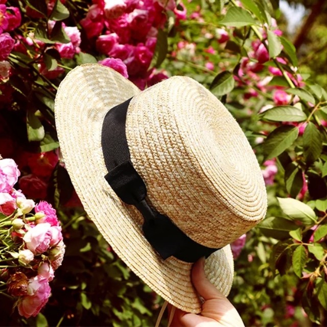 Black Ribbon Straw Boater Hat, Women's Fashion, Watches