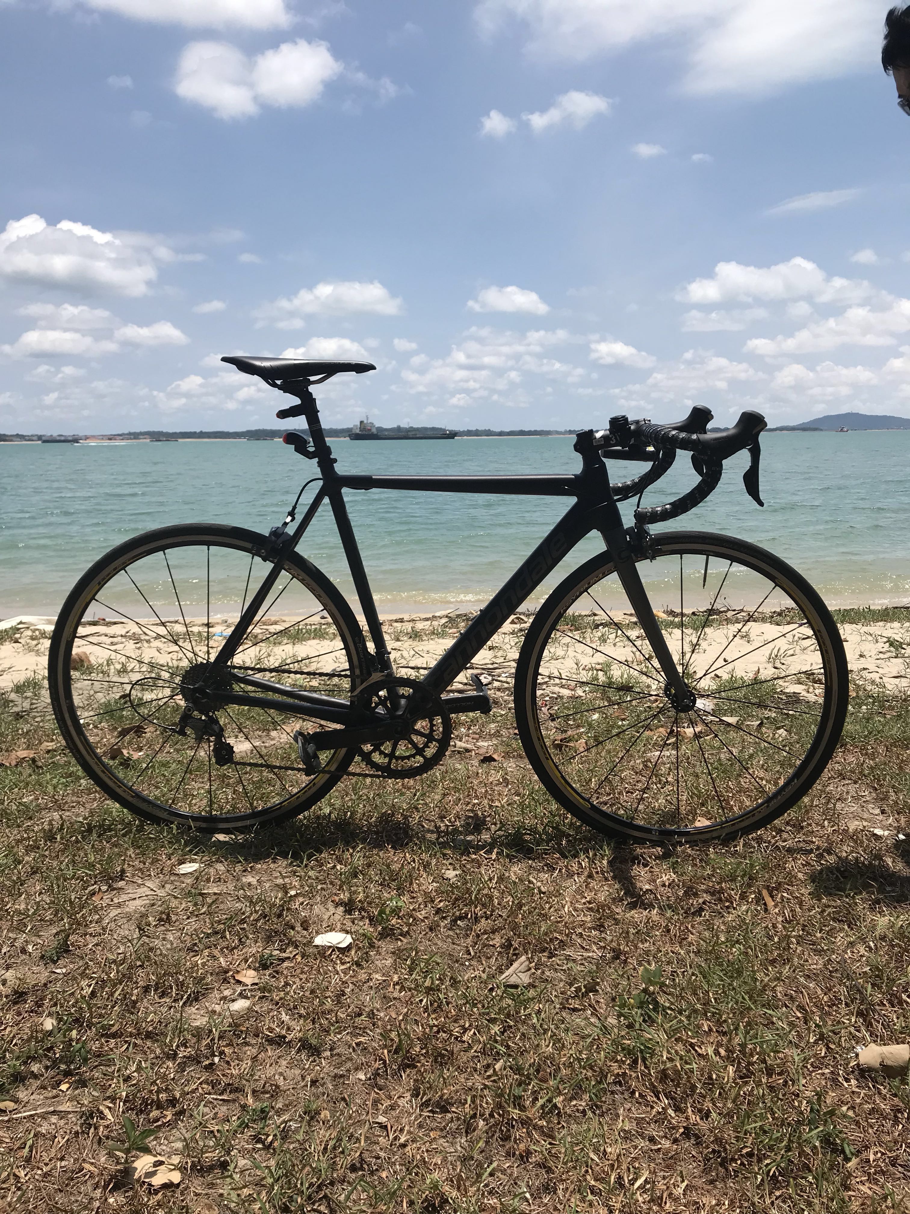 Cannondale CAAD12 2017 ULTEGRA 3 Sports Equipment Bicycles