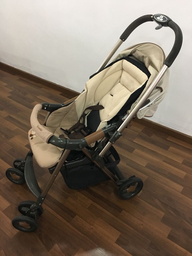 combi urban walker classic