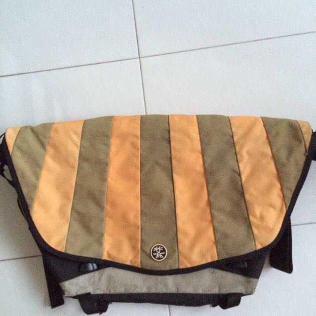 Crumpler Messenger Bag, Luxury, Bags & Wallets on Carousell