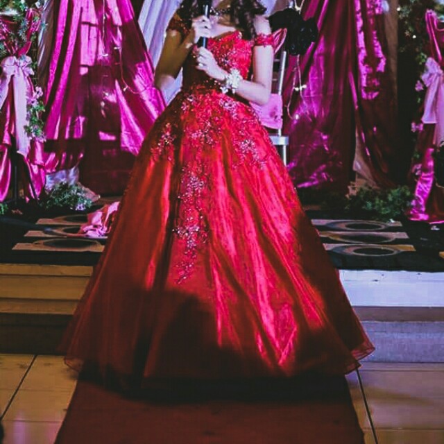 FOR SALE DEBUT JS PROM BALL GOWN Layered gown off shoulder