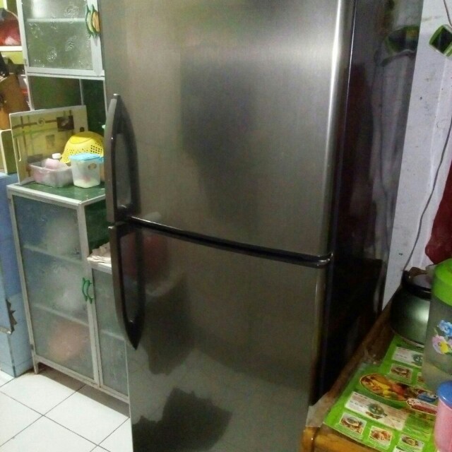 Kulkas 2 Pintu Tinggi 160cm Panasonic Elektronik Lainnya Di