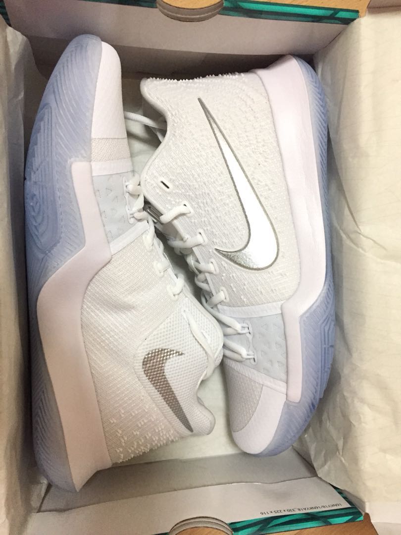 Kyrie hotsell white chrome