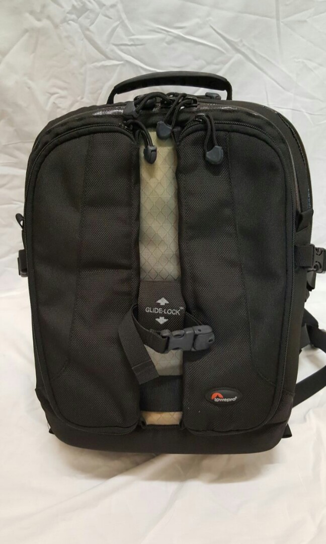 Lowepro vertex 300 aw backpack deals