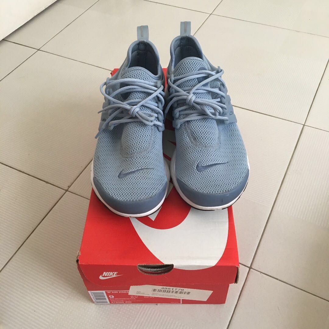 grey and blue prestos