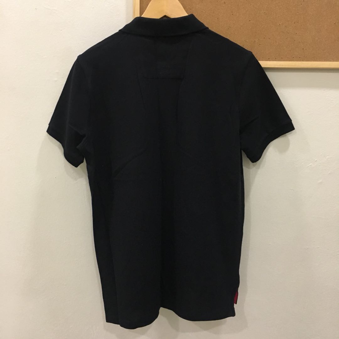 POLO Basic Collar Tee (Category: Tshirts & Polo Shirts) located in Kuala Lumpur. Submitted by thriftiii (Listing ID 161492919, Image 2). Description: Jenis: Top Saiz (Baju): Intl M / EU 50 / UK 40 / US 40 Brand: Polo Authentic.