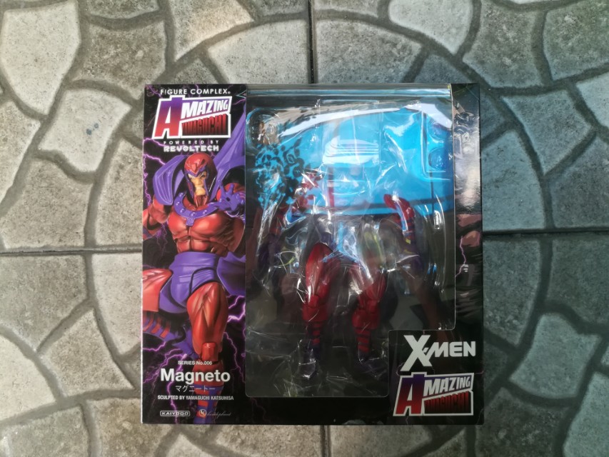 Revoltech K.O - Magneto (Category: Figurines & Statues) located in Quezon City. Submitted by darkworkx (Listing ID 161564347, Image 1). Description: Bootleg copy - Hindi pa naoopen.