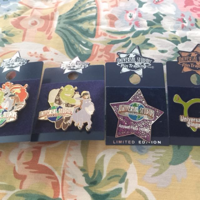 Universal studios pin trading, Hobbies & Toys, Memorabilia