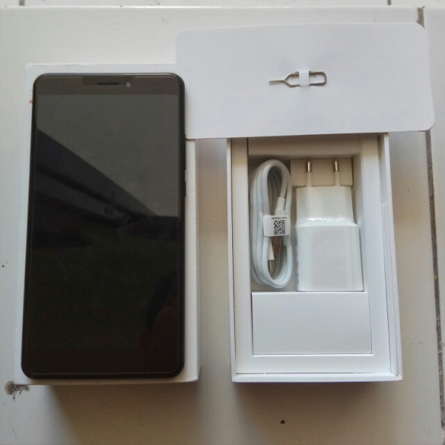 Xiaomi Mi Max 2 4 64 Black Telepon Seluler Tablet Di Carousell