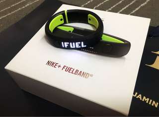 Nike Fuelband (Cheapest on Carousell)