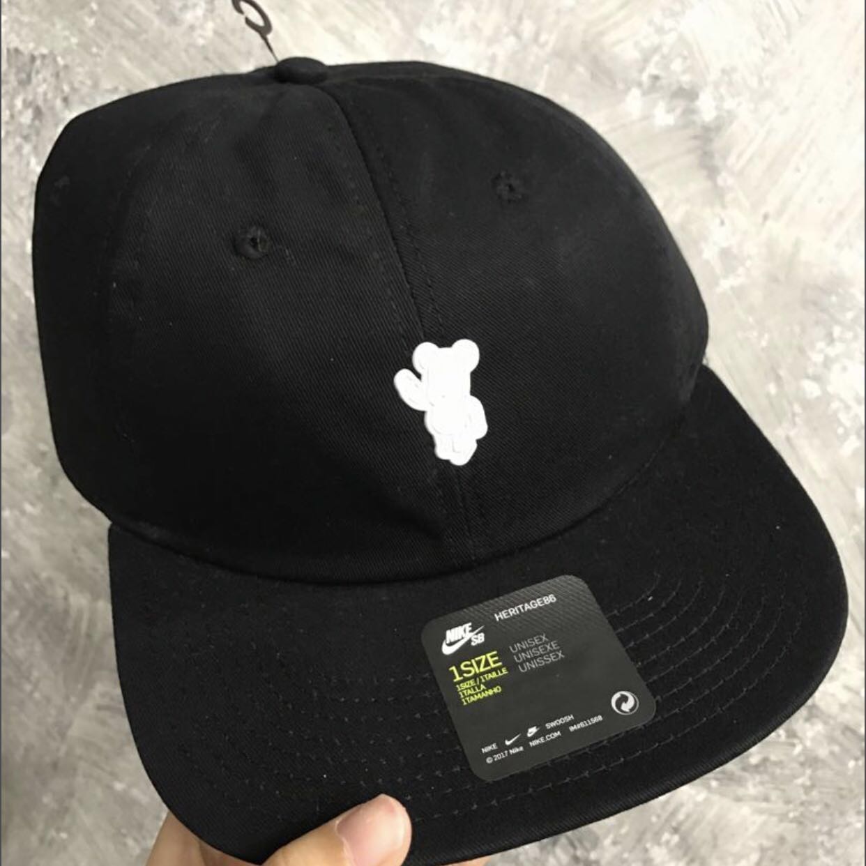 Nike sb x medicom h86 top