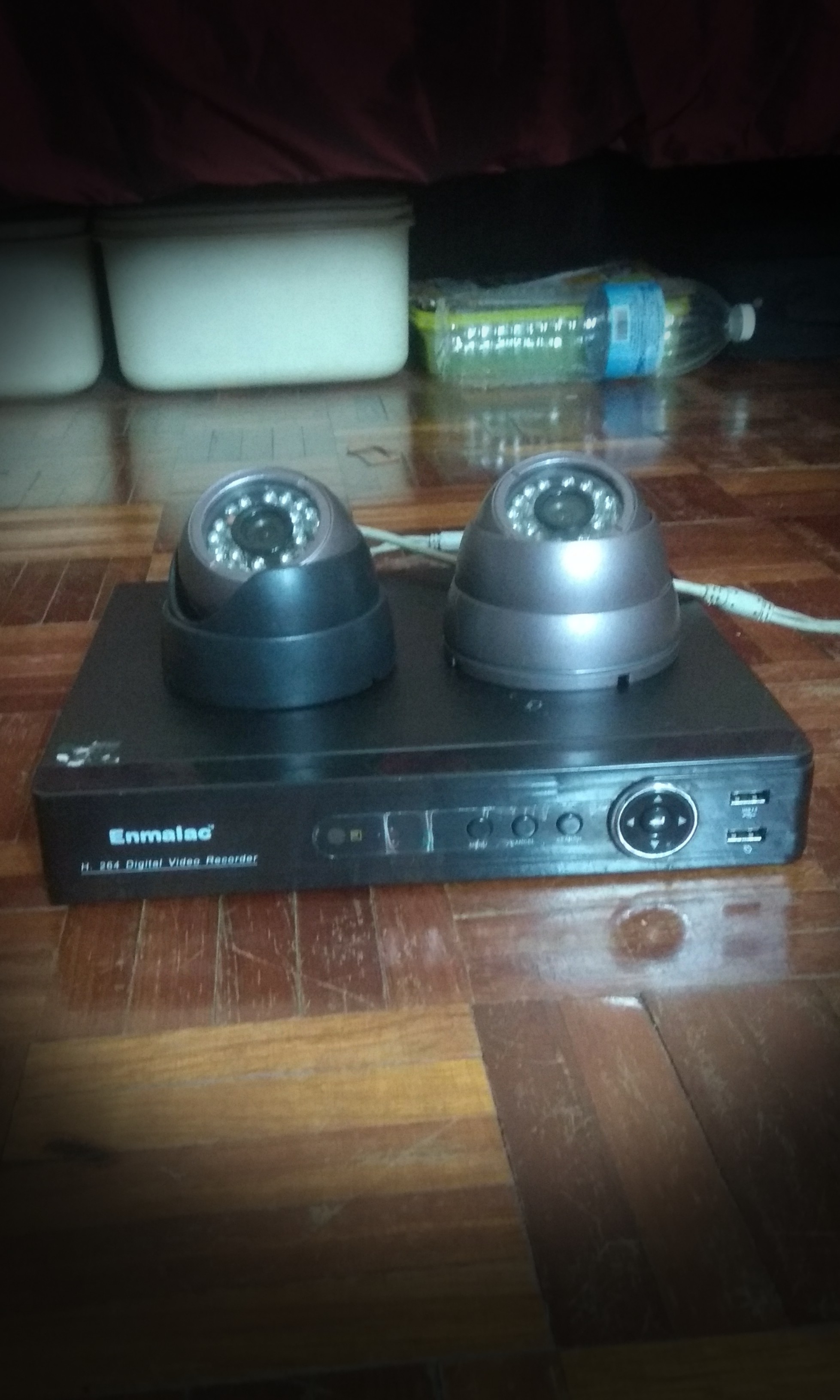 CCTV decoder Emmalac 8 channel and 2 cctv Electronics Others on photo photo photo photo photo