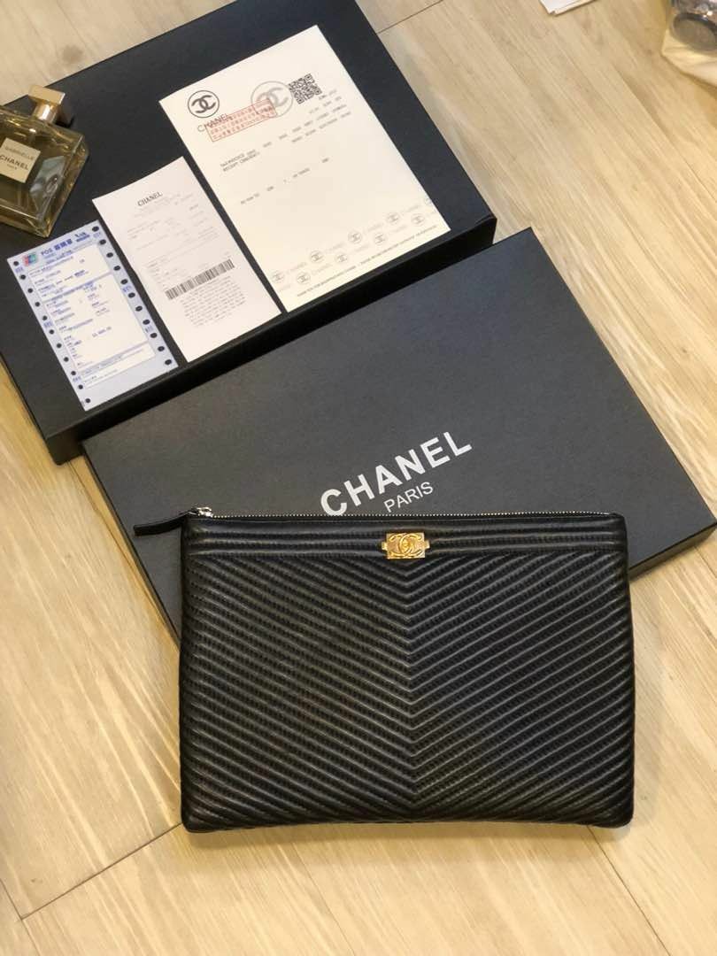 chanel men clutch