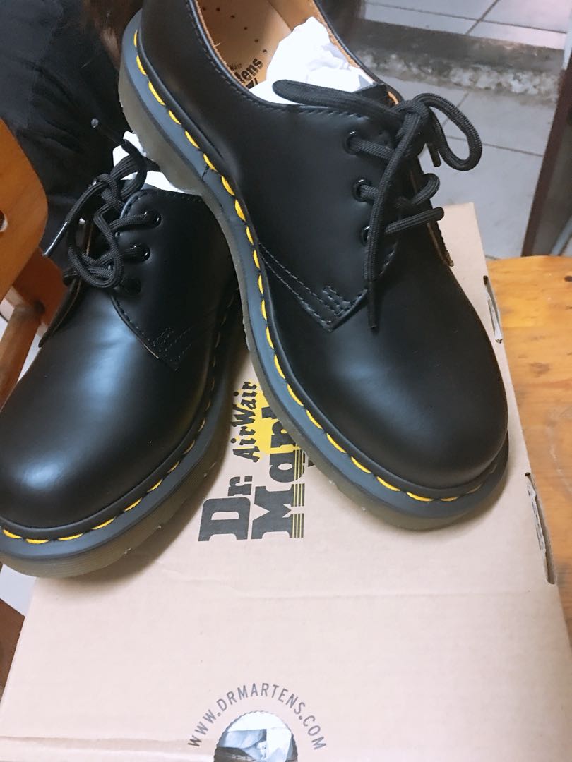 shoe city dr martens
