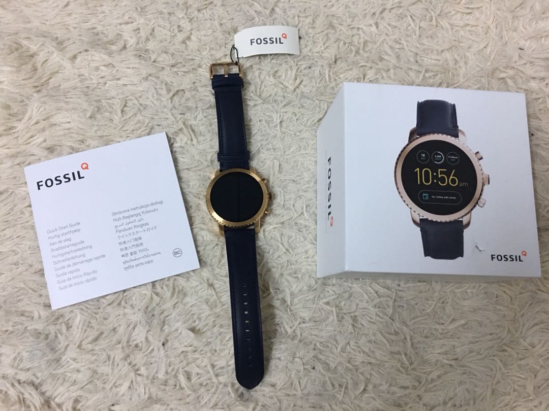 Fossil gen 3 smartwatch q explorist navy leather top