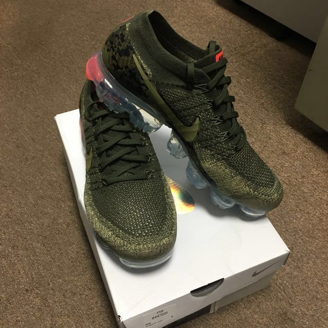 flyknit vapormax foot locker