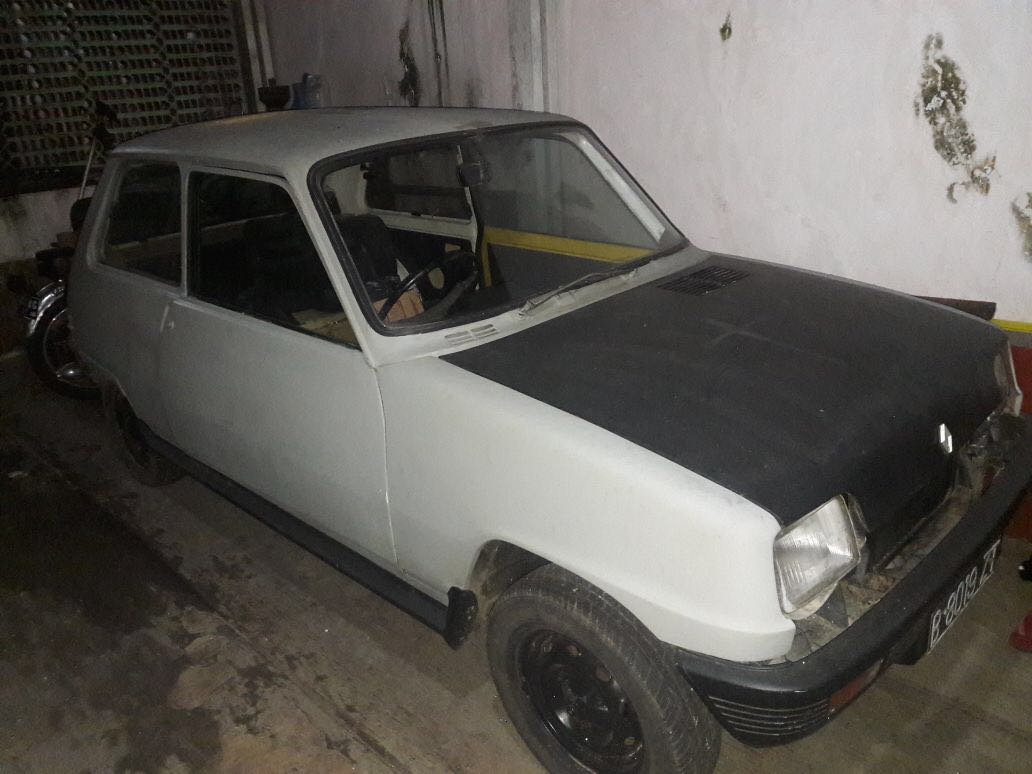 Renault 5tl Tahun 1975 Mobil Motor Mobil Untuk Dijual Di Carousell