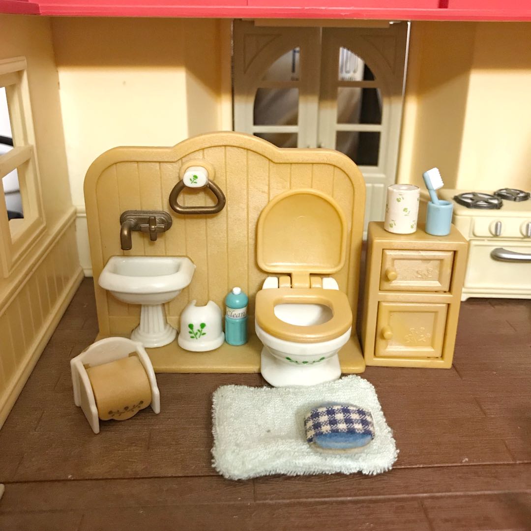 sylvanian toilet set