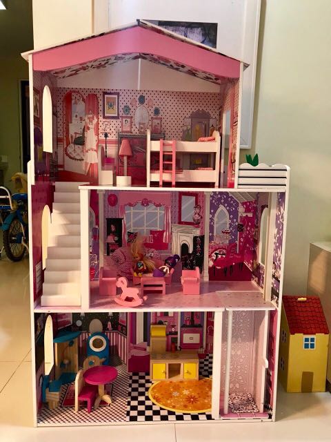 barbie wooden house